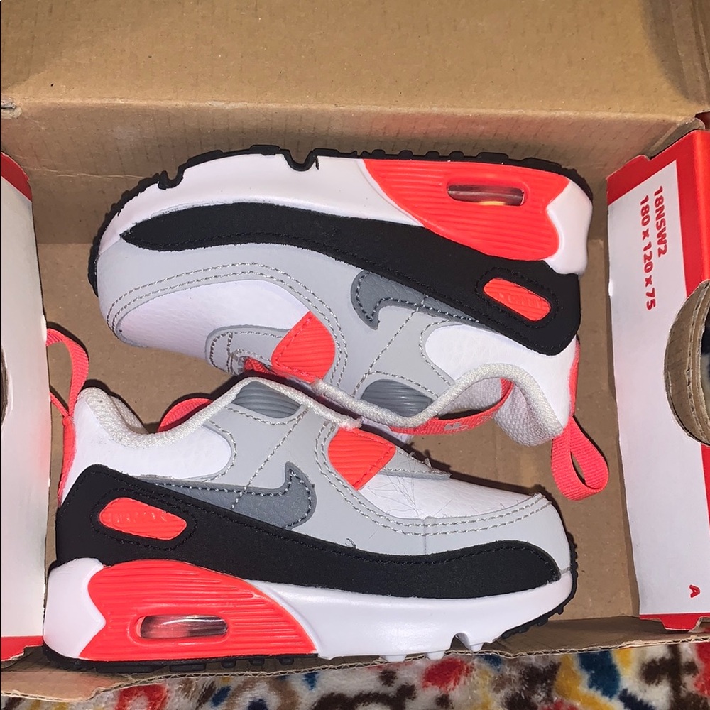 NIKE Kids Air Max 90 Sneakers - White, Gray, and Red